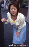 galerie de photos 001 - photo 005 - Jukujo Omorashi Hajitai 6 Renpatsu 11 - 熟女おもらし恥態6連発 11 [jukd-105]