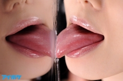 photo gallery 001 - photo 003 - French Kisses In A Virtual Sky - 36 Ultra-Beautiful Girls In All Lavish And Lick With Their Wet Tongues As They Indulge In Eight Hours Of Hot, Smothering Kisses! - ヴァーチャル空中ベロレロ 総勢36名の超美女たちとビチャビチャベロベロ唾だく濃厚キッス8時間！ [idbd-644]