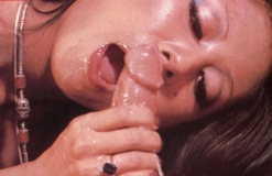 写真ギャラリー001 - 写真031 - Linda Wong, アジア系のポルノ女優. 別名: Linda Chang, Sandy Stram