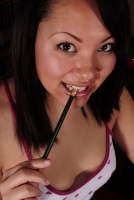 写真ギャラリー028 - Tina Lee, アジア系のポルノ女優. 別名: Bee