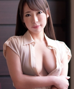 An TAKASE - 高瀬杏, pornostar japonaise / actrice av. également connue sous les pseudos : Chika - 知香, Miyuki KITAGAWA - 北川美雪