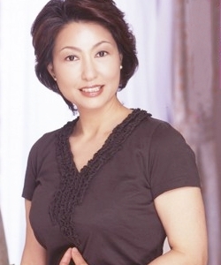 Ayako SATONAKA - 里中亜矢子, pornostar japonaise / actrice av. également connue sous le pseudo : Aya - あや