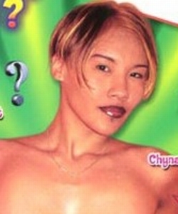 Chyna, アジア系のポルノ女優.