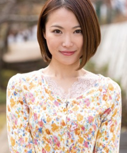 Chika UEHARA - 上原千佳, pornostar japonaise / actrice av. également connue sous le pseudo : Chika - ちか