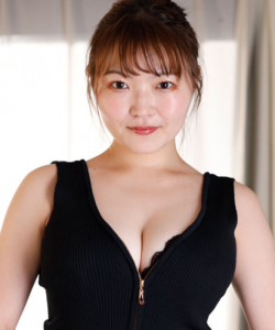 Hinata SAGIRI - 紗霧ひなた, pornostar japonaise / actrice av.
