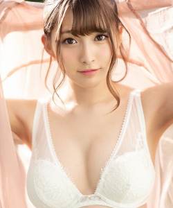 Kanon IBUKI - 衣吹かのん, japanese pornstar / av actress. also known as: Yuri - 友梨
