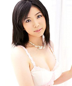 Maki - 真希, pornostar japonaise / actrice av.