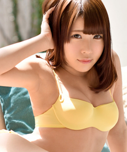 Makina YUI - 結まきな, japanese pornstar / av actress.