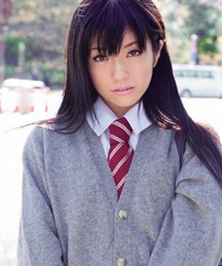 Mion KAMIKAWA - 神河美音, pornostar japonaise / actrice av. également connue sous le pseudo : MION - みおん