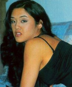 Mika Chox, アジア系のポルノ女優. 別名: Mika Choix, Mika Chow