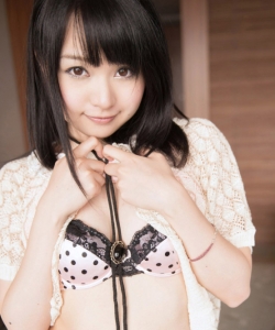 Nozomi AIUCHI - 愛内希, pornostar japonaise / actrice av. également connue sous les pseudos : Amika - あみか, Nozomi - のぞみ, Nozomi AIKAWA - 相川望