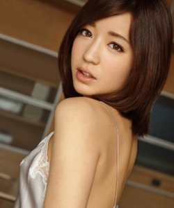 Raina - 来那, japanese pornstar / av actress.