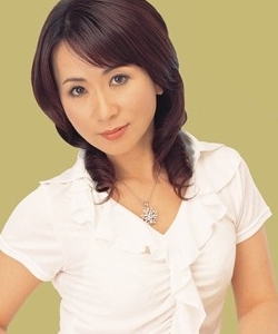 Reiko MAKIHARA - 牧原れい子, pornostar japonaise / actrice av. également connue sous les pseudos : Reiko MAKIHARA - 牧原麗子, Reiko NAKAYAMA - 中山れい子