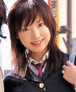 Reiri FUJISAKI - 藤崎怜里, pornostar japonaise / actrice av. également connue sous les pseudos : Megumi ICHIKAWA - 市川めぐみ, REIRI