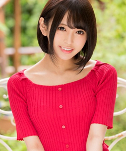 Rina NANAMI - 七実りな, pornostar japonaise / actrice av. également connue sous le pseudo : Miho YOSHIIKE - 吉池美歩