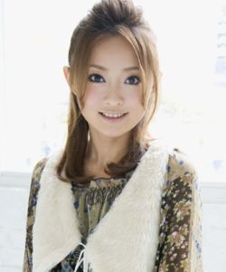 Rinne SAKIMI - 咲美りんね, pornostar japonaise / actrice av.