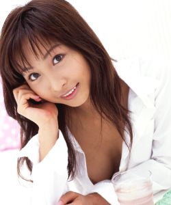 Rin HINO - 日野鈴, pornostar japonaise / actrice av.