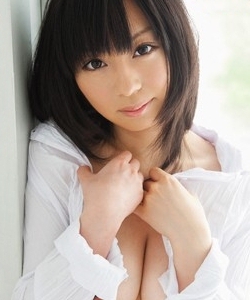 Ryô MATSUNO - 松乃涼, pornostar japonaise / actrice av. également connue sous les pseudos : Ryoh MATSUNO - 松乃涼, Ryou MATSUNO - 松乃涼