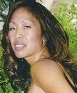 Teah, アジア系のポルノ女優. 別名: Thea