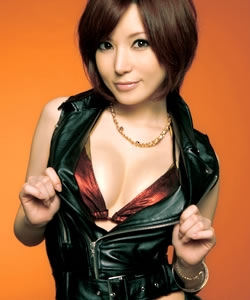Yuria SATOMI - 里美ゆりあ, japanese pornstar / av actress. also known as: Aya KOIZUMI - 小泉彩